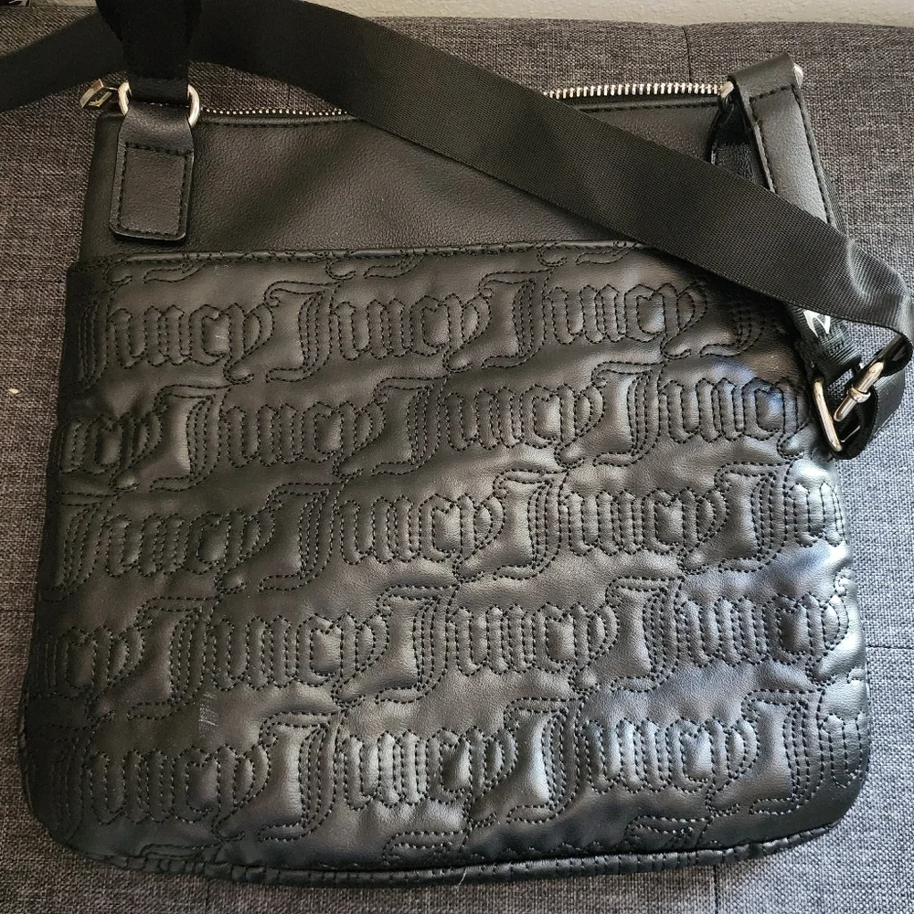EUC‎ Juicy Couture black crossbody embroidered